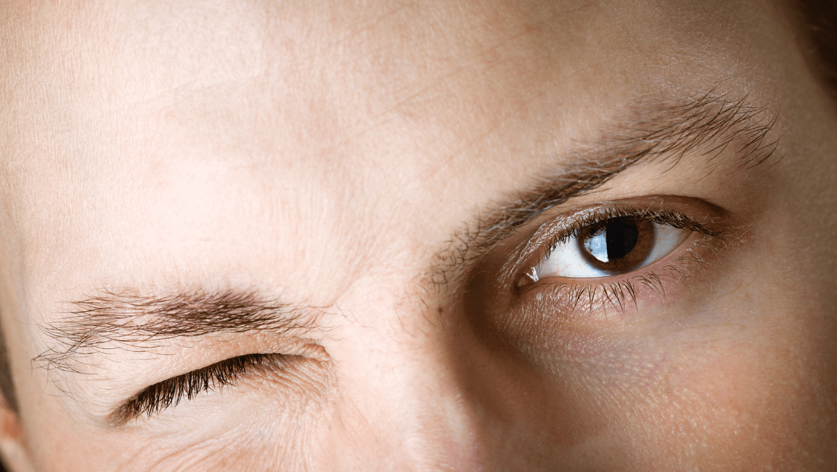 interpreting the astrological meaning of eye blinking left and right